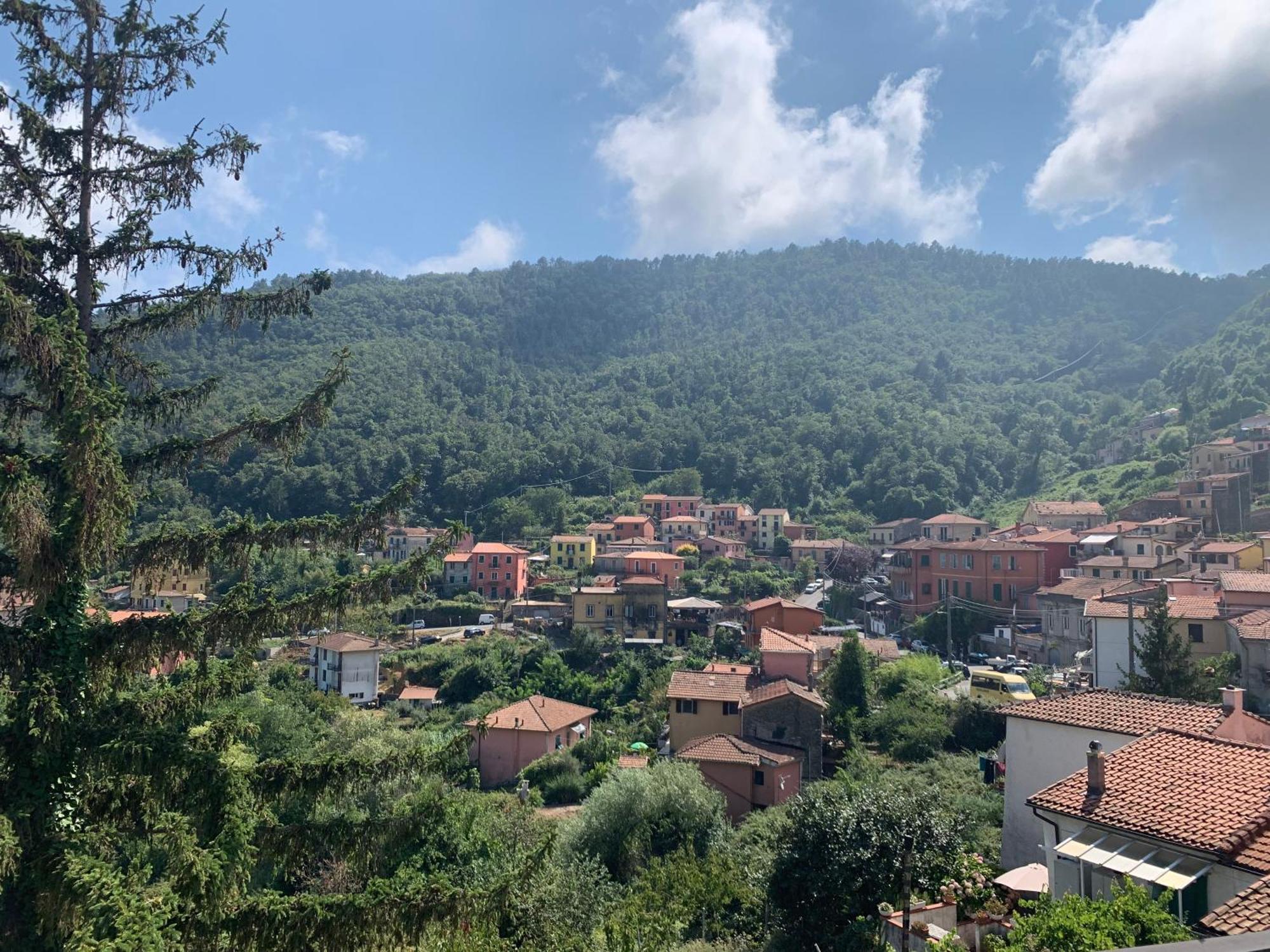 A Casa Di Atti Appartement Biassa Buitenkant foto