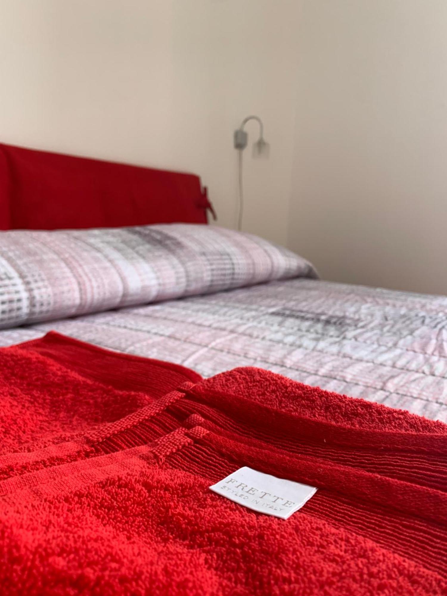 A Casa Di Atti Appartement Biassa Buitenkant foto